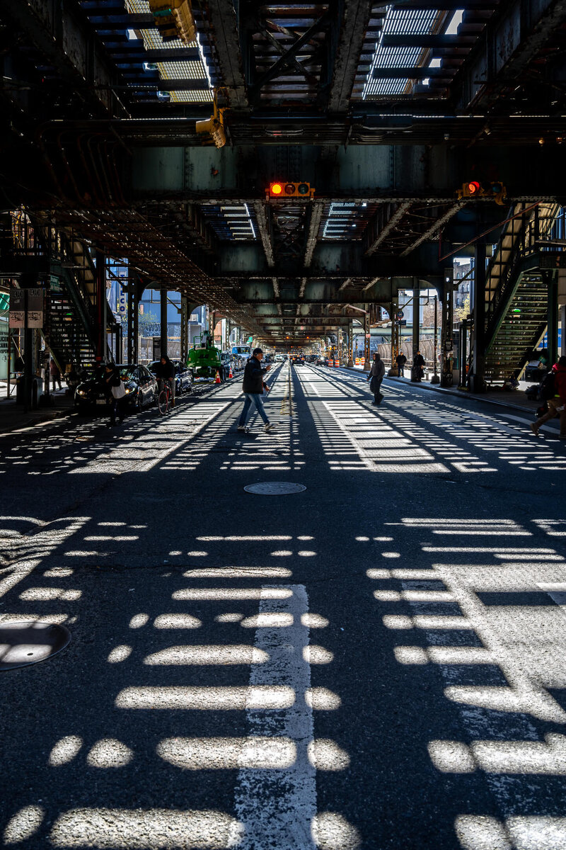 Geometric Shadows Under the Elevated Train